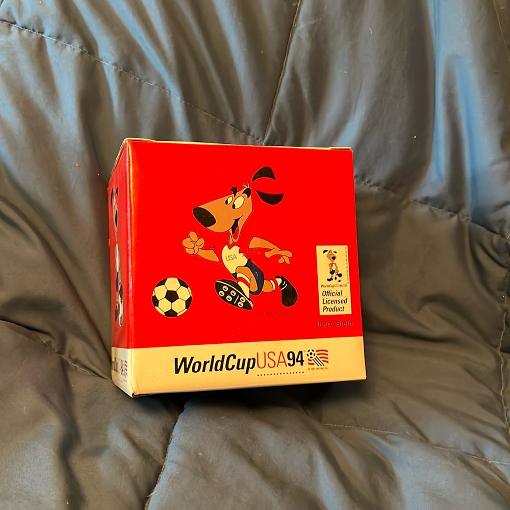 Vintage 1994 soccer mug